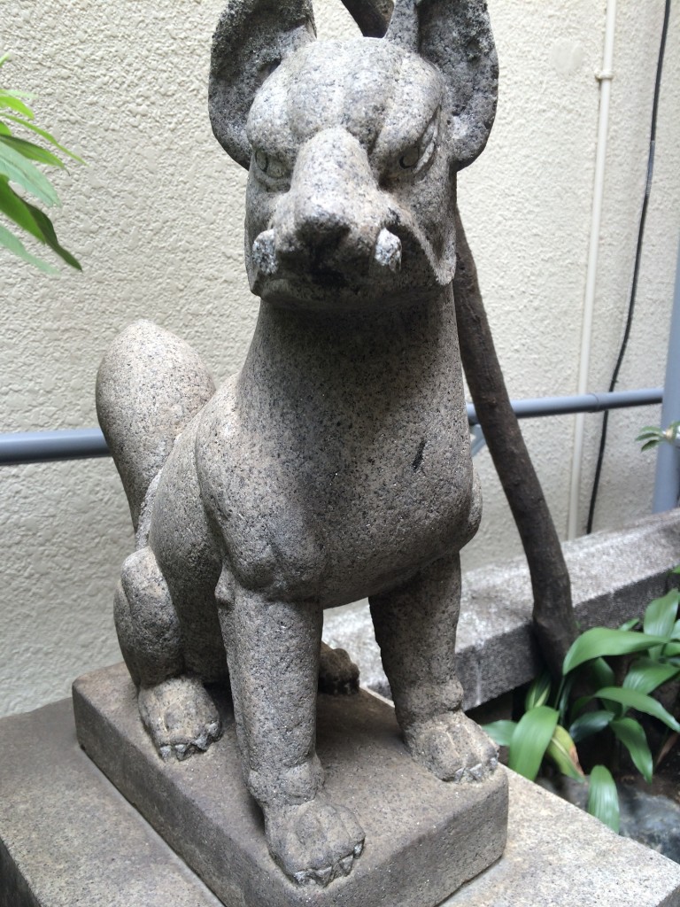 家内喜稲荷神社狐