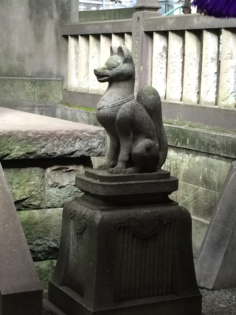 駒込稲荷神社狐