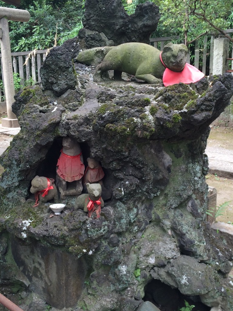 駒込稲荷神社狐