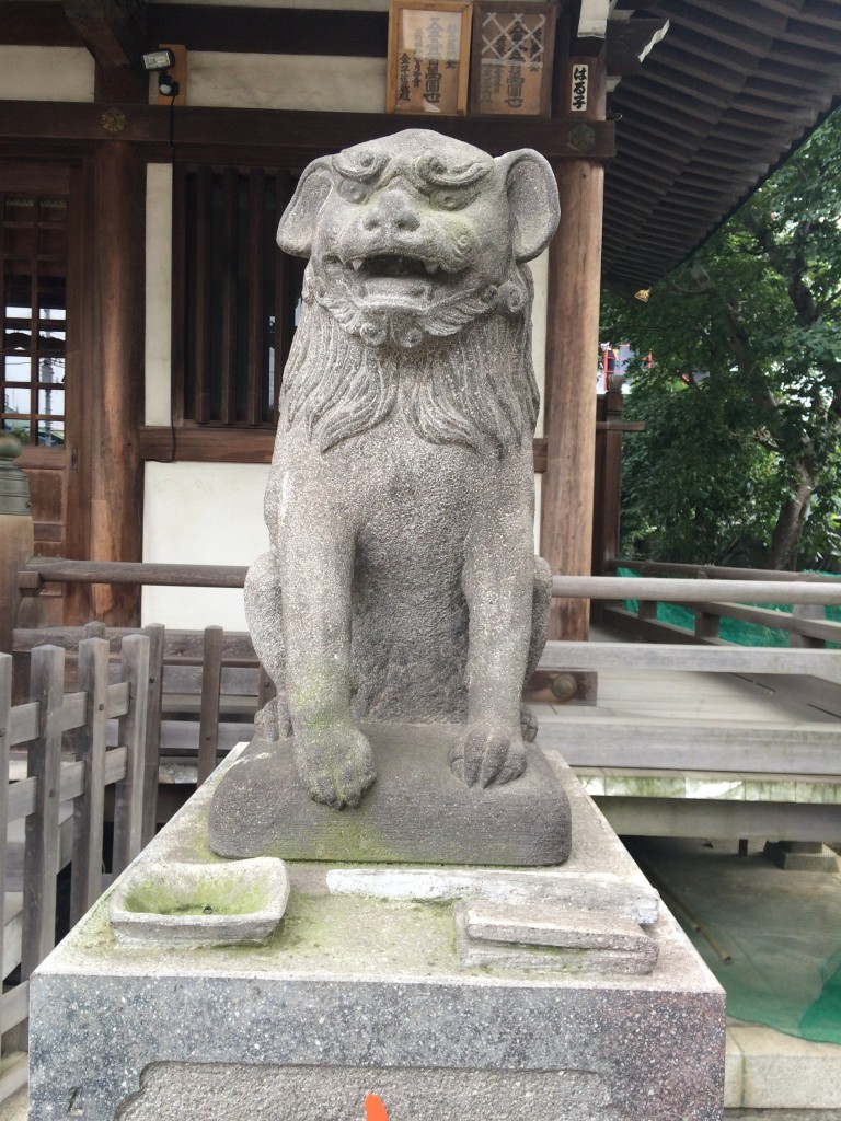 綾瀬稲荷神社狛犬