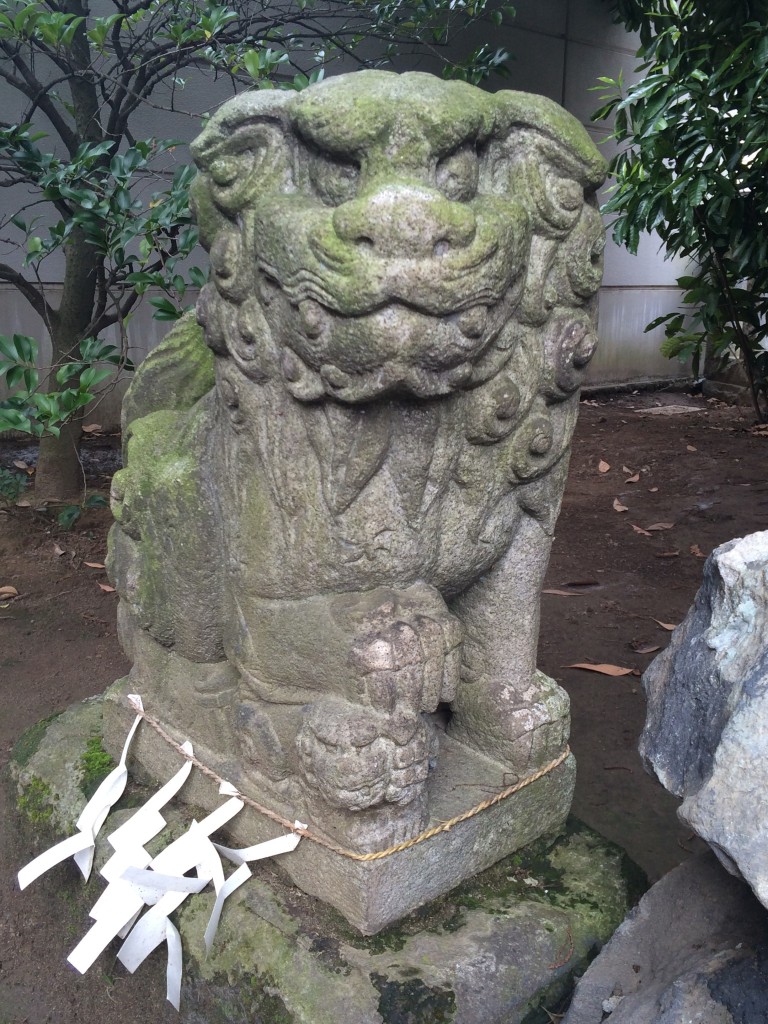 綾瀬稲荷神社狛犬