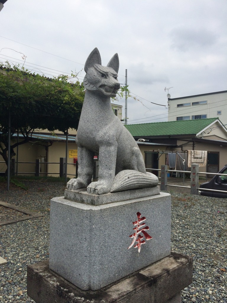 垳稲荷神社狐