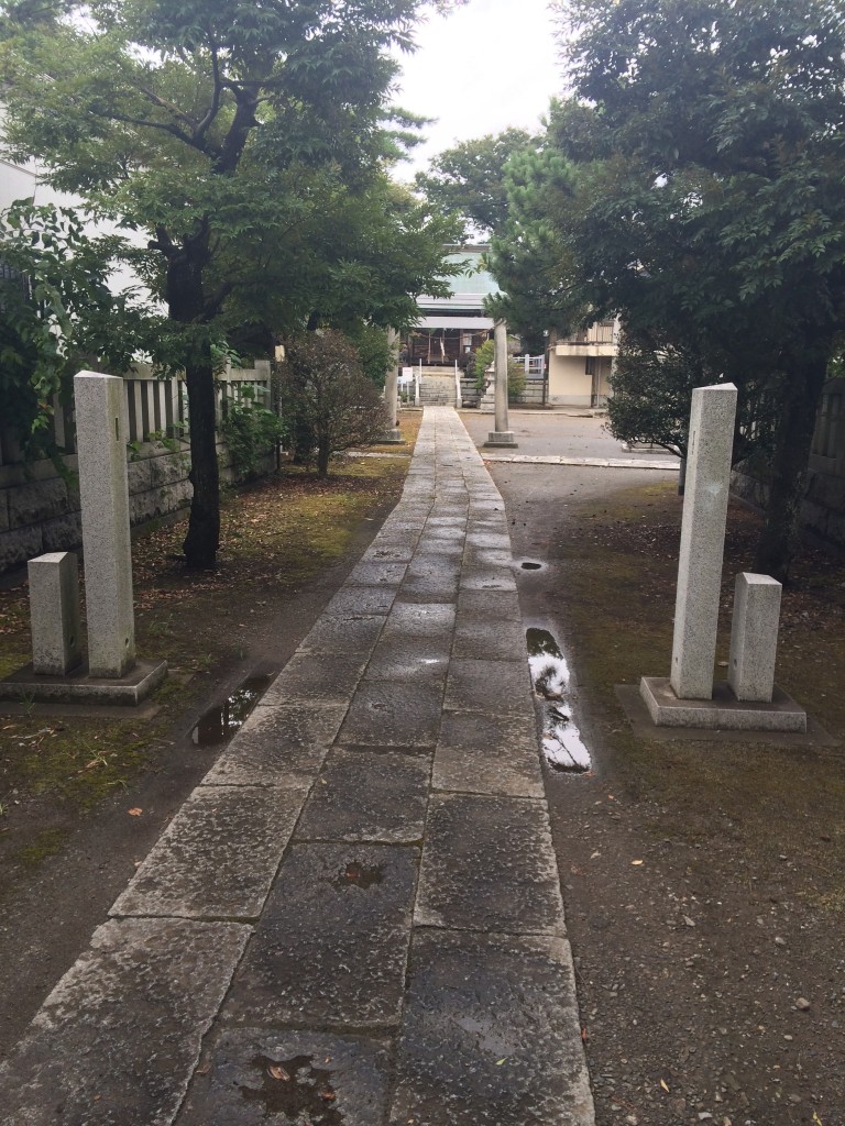 六木諏訪神社