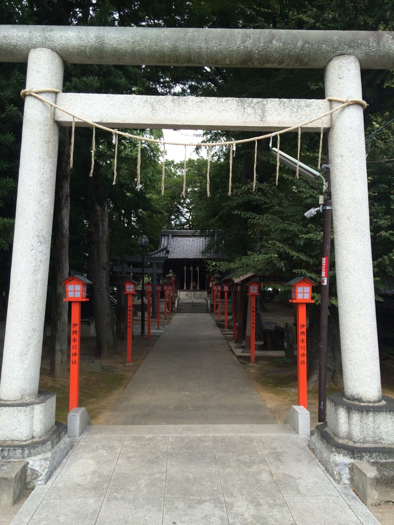 氷川神社（東伊興）