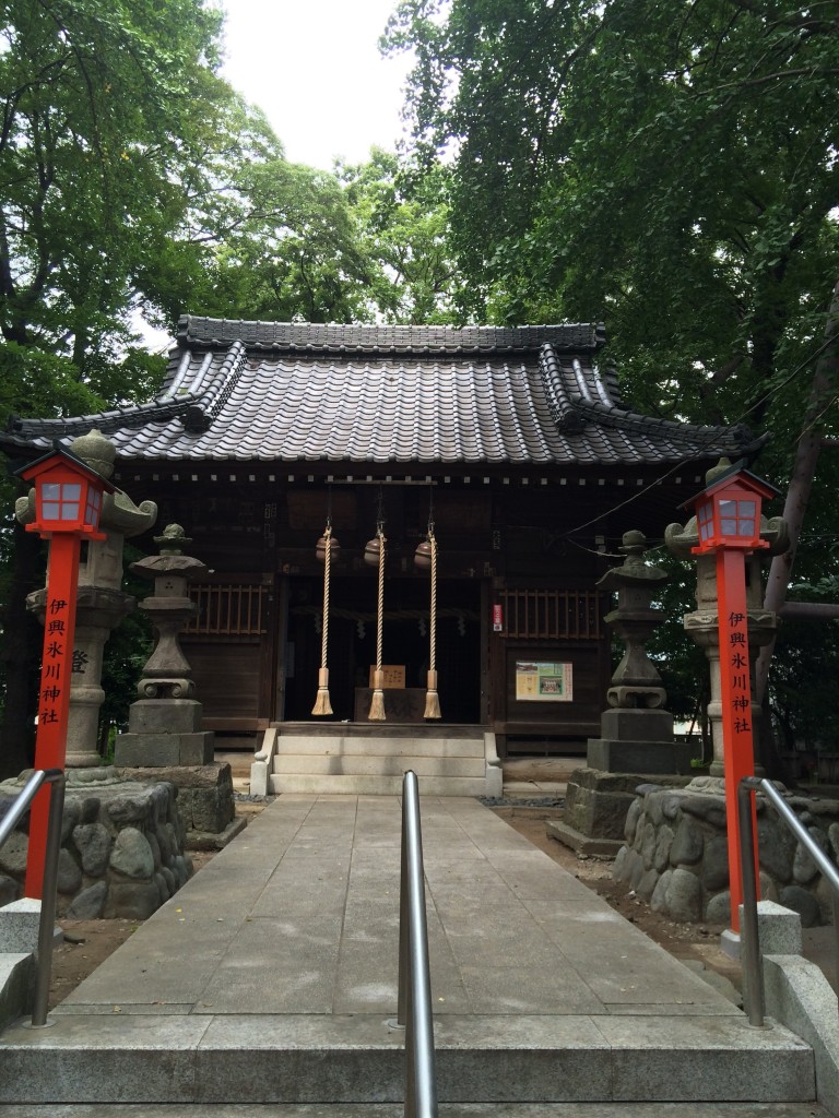氷川神社（東伊興）