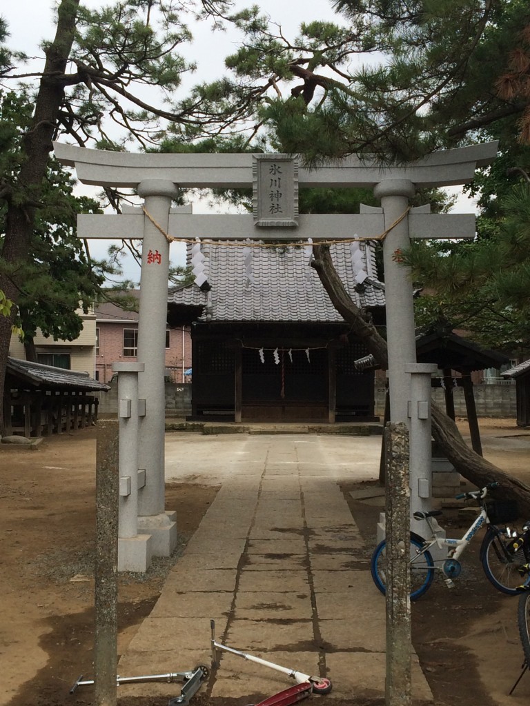 氷川神社（古千谷本町）