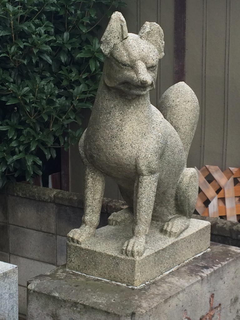 鎌倉稲荷神社 狐