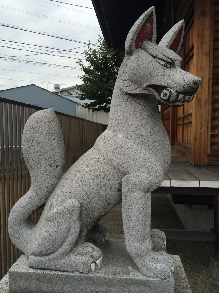 皿沼稲荷神社 狐