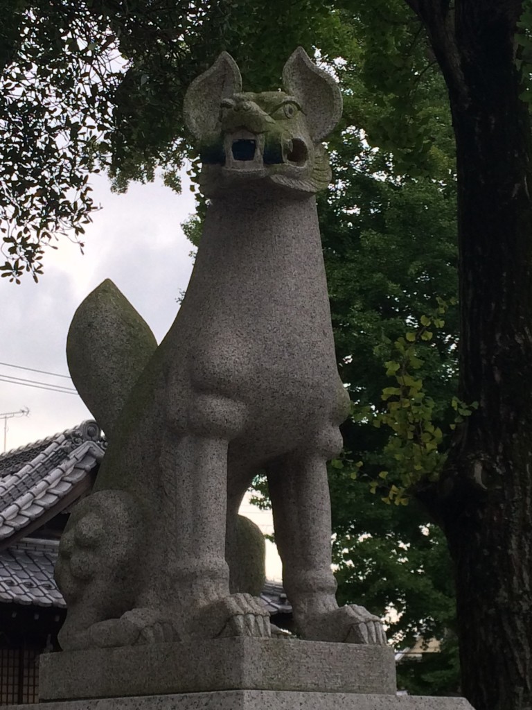 半田稲荷神社 狐
