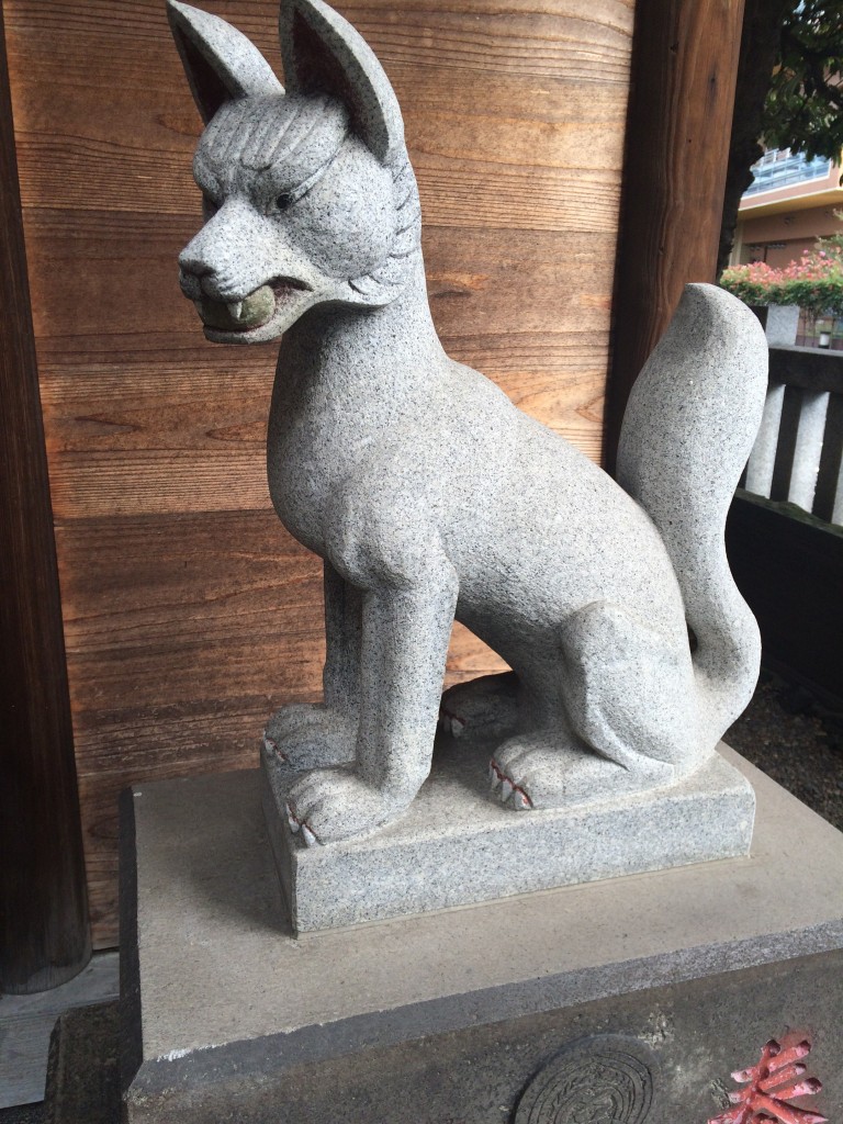 寶珠稲荷神社狐