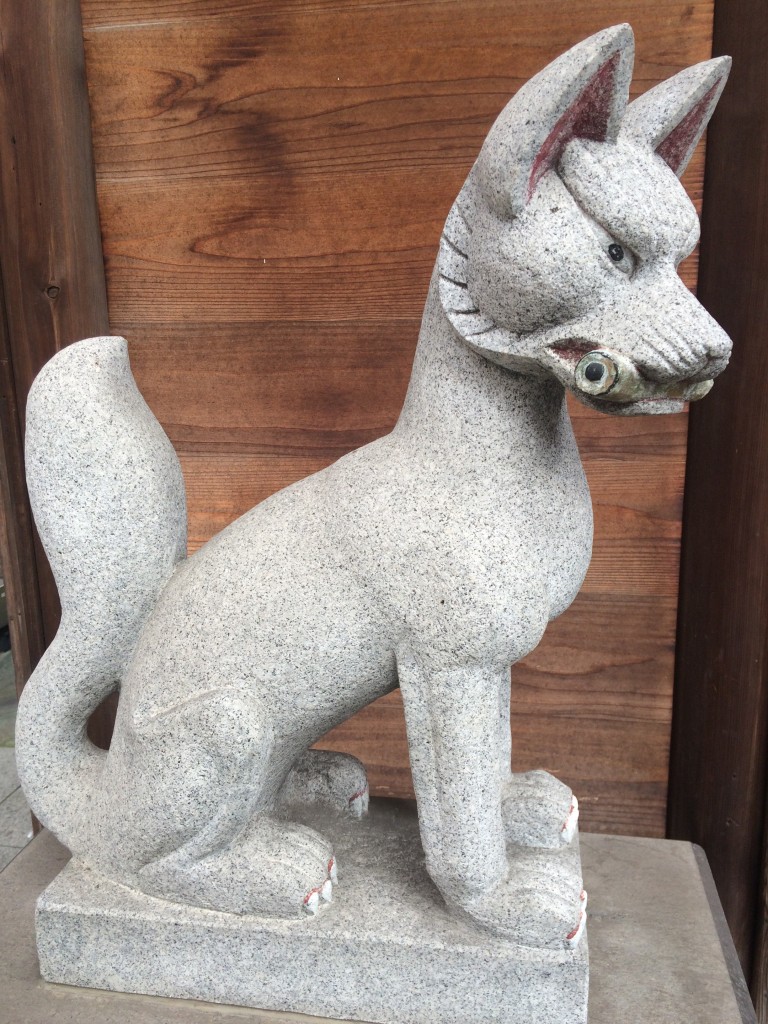 寶珠稲荷神社狐