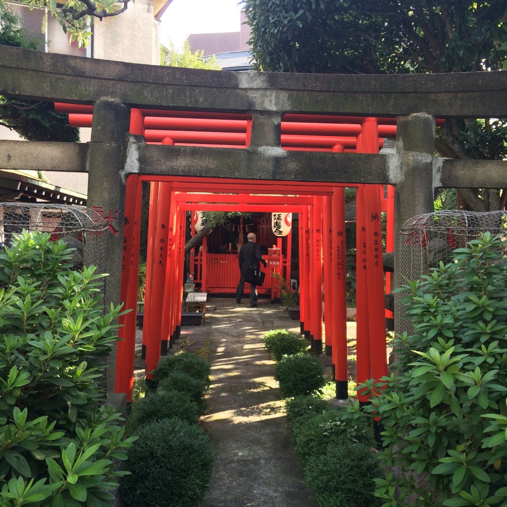 東灌森稲荷神社