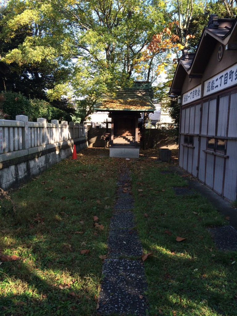 白山神社